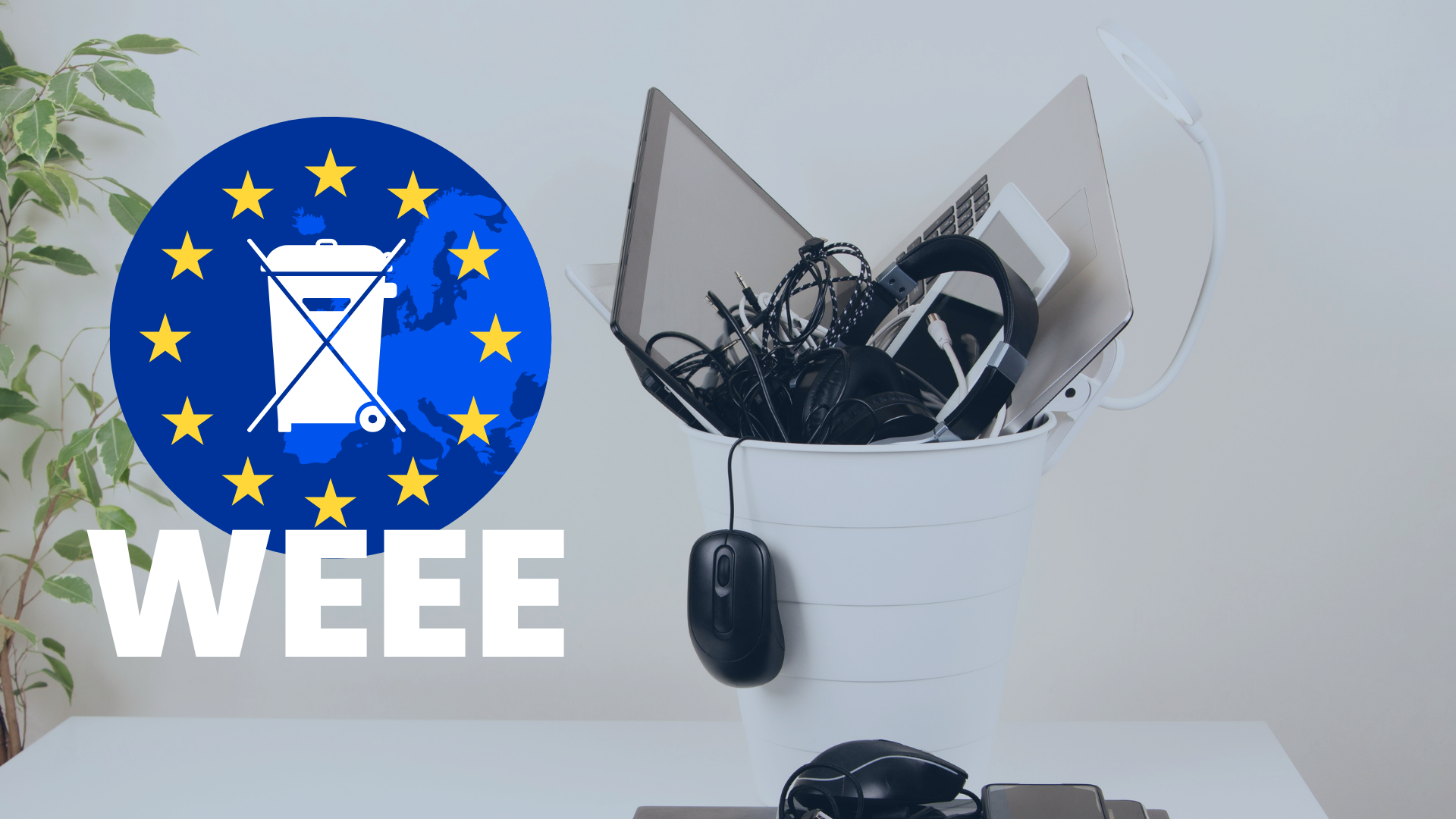Vysloužilé notebooky, kabely a sluchátka v koši vedle unijního symbolu WEEE – povinnosti prodejců elektroniky na Amazonu